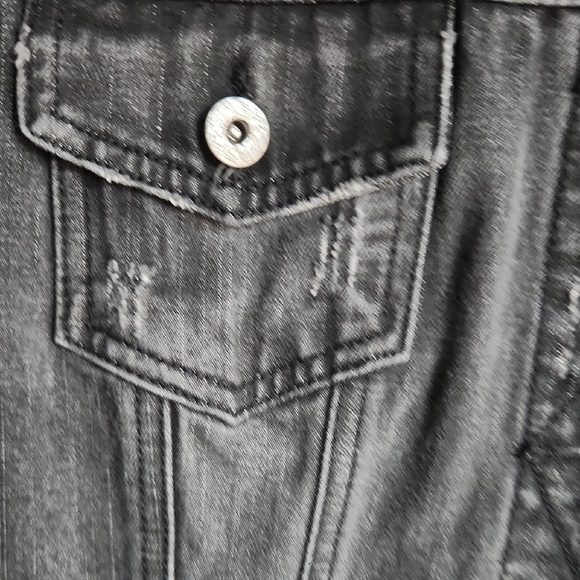 Maurices Cropped Charcoal Denim Jacket with Heathered Hoodie - Picture 4 of 6